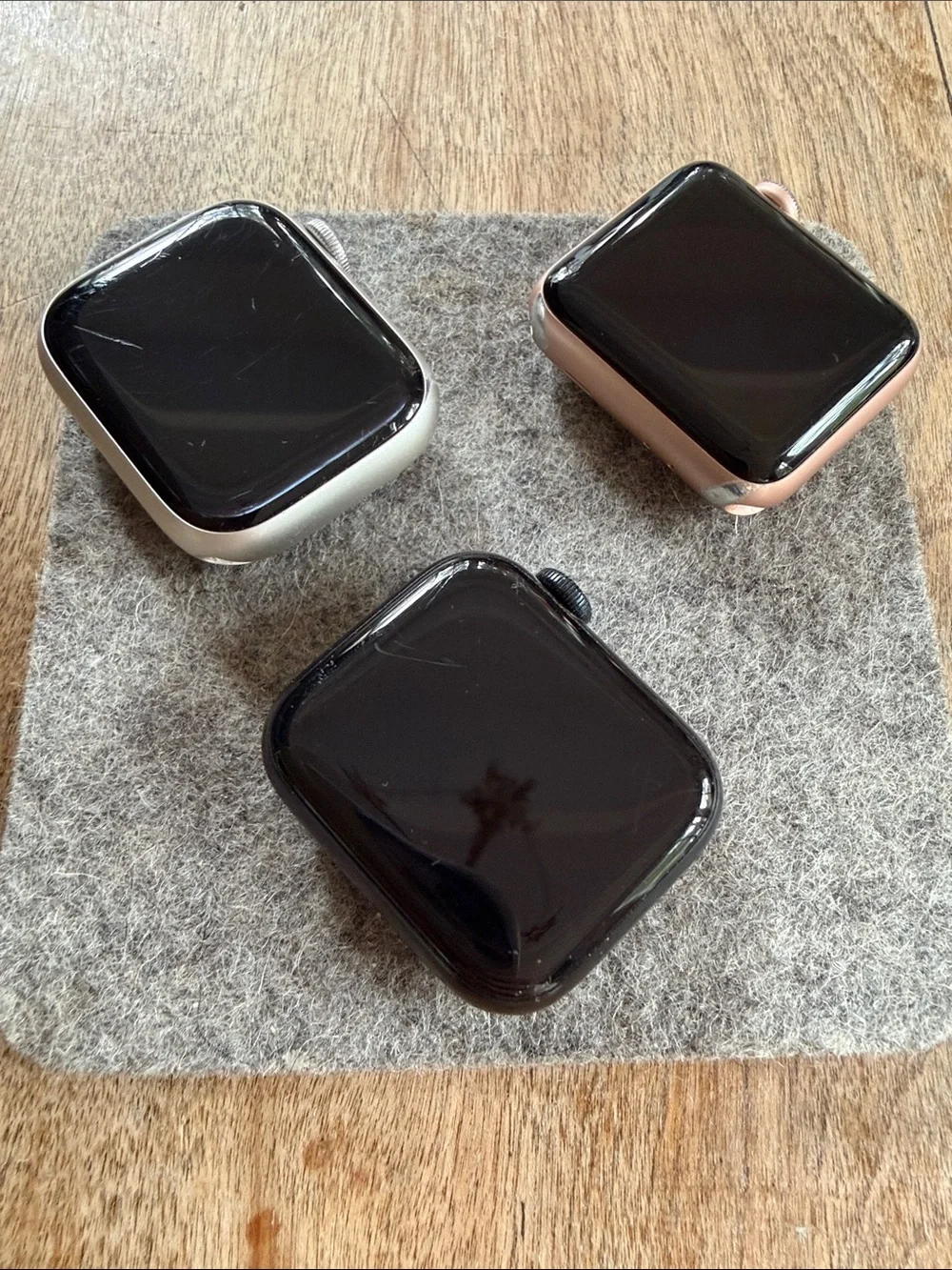 Apple Watch - series 7, series 3, SE